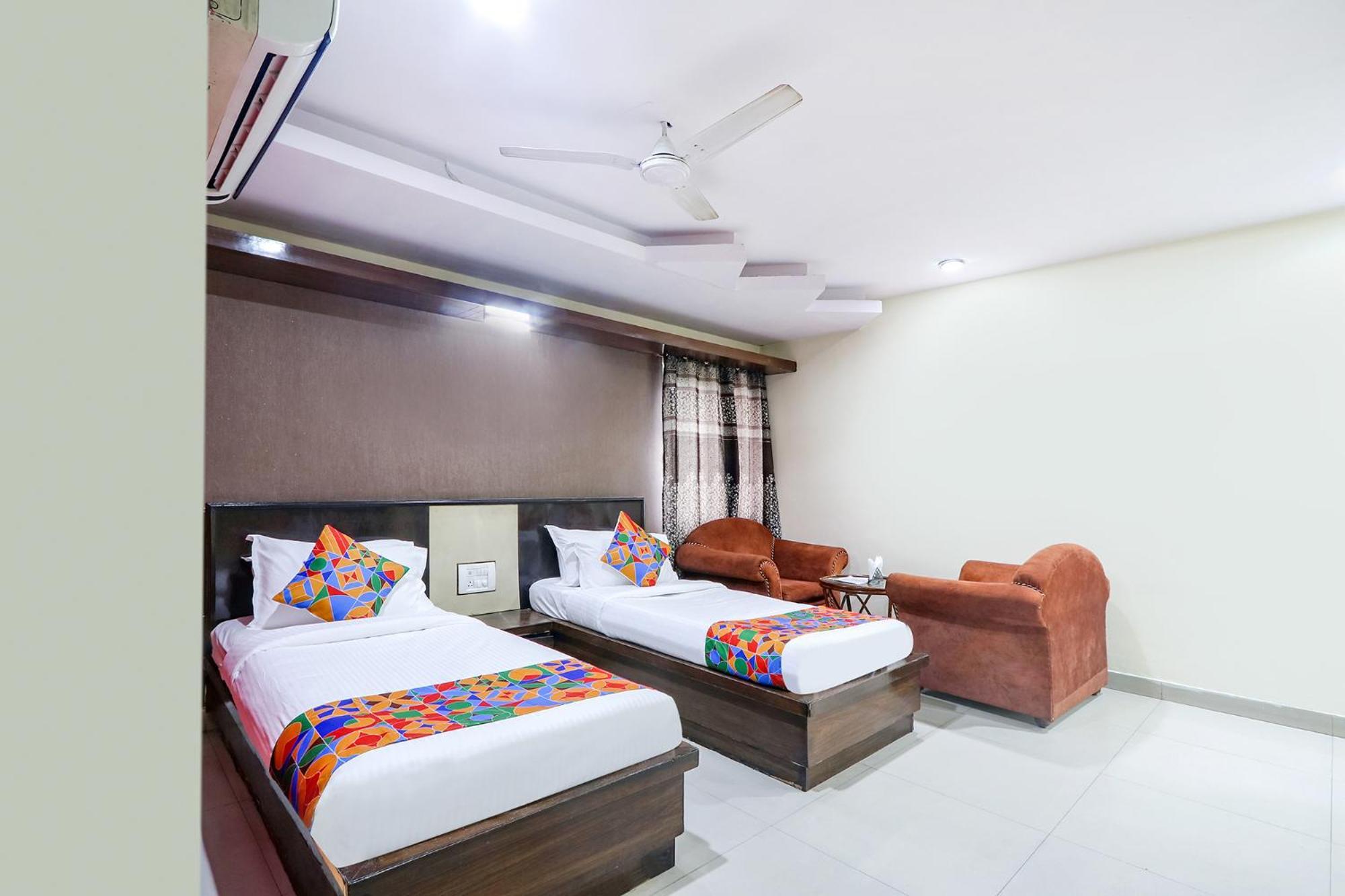 Fabhotel Royal Residency II - Nr Lakdikapul Metro Station Hajdarabad Zewnętrze zdjęcie