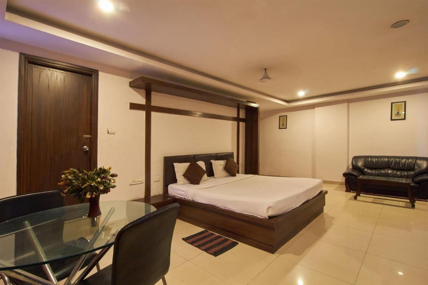 Fabhotel Royal Residency II - Nr Lakdikapul Metro Station Hajdarabad Zewnętrze zdjęcie